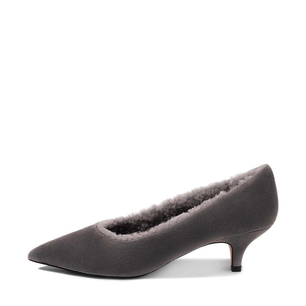 Dark grey hot sale shoes womens