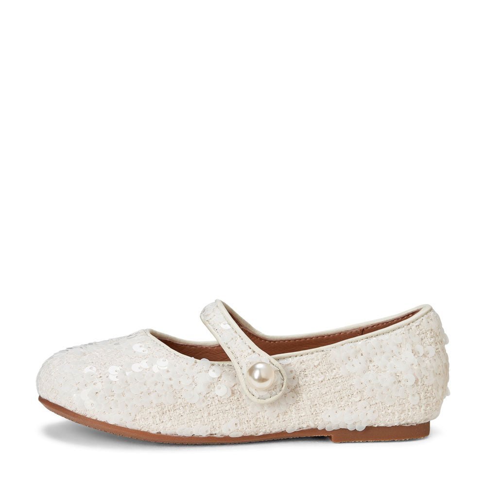 Elin Sequins 2.0 White Shoes by Age of Innocence