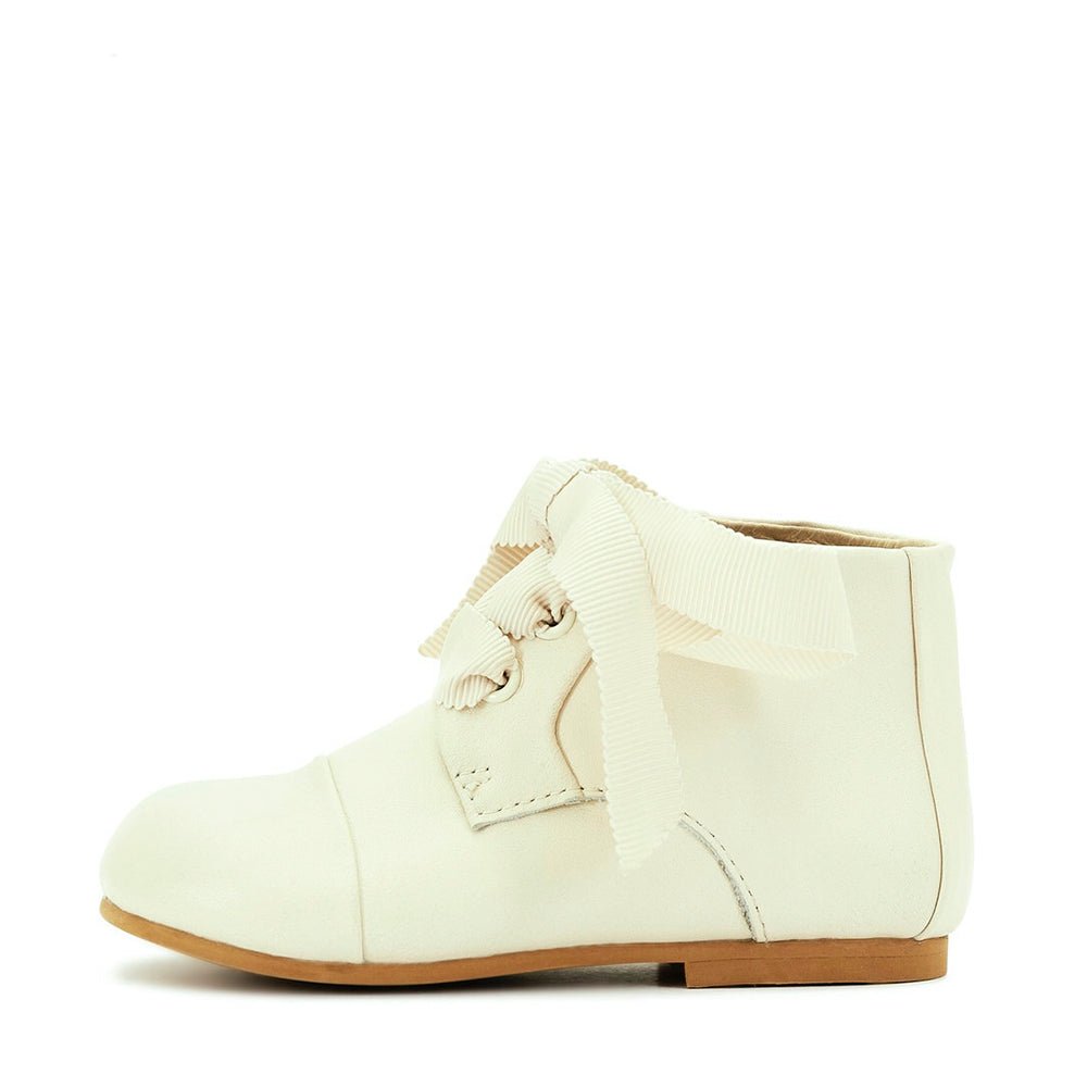 Jane Milky Boots by Age of Innocence