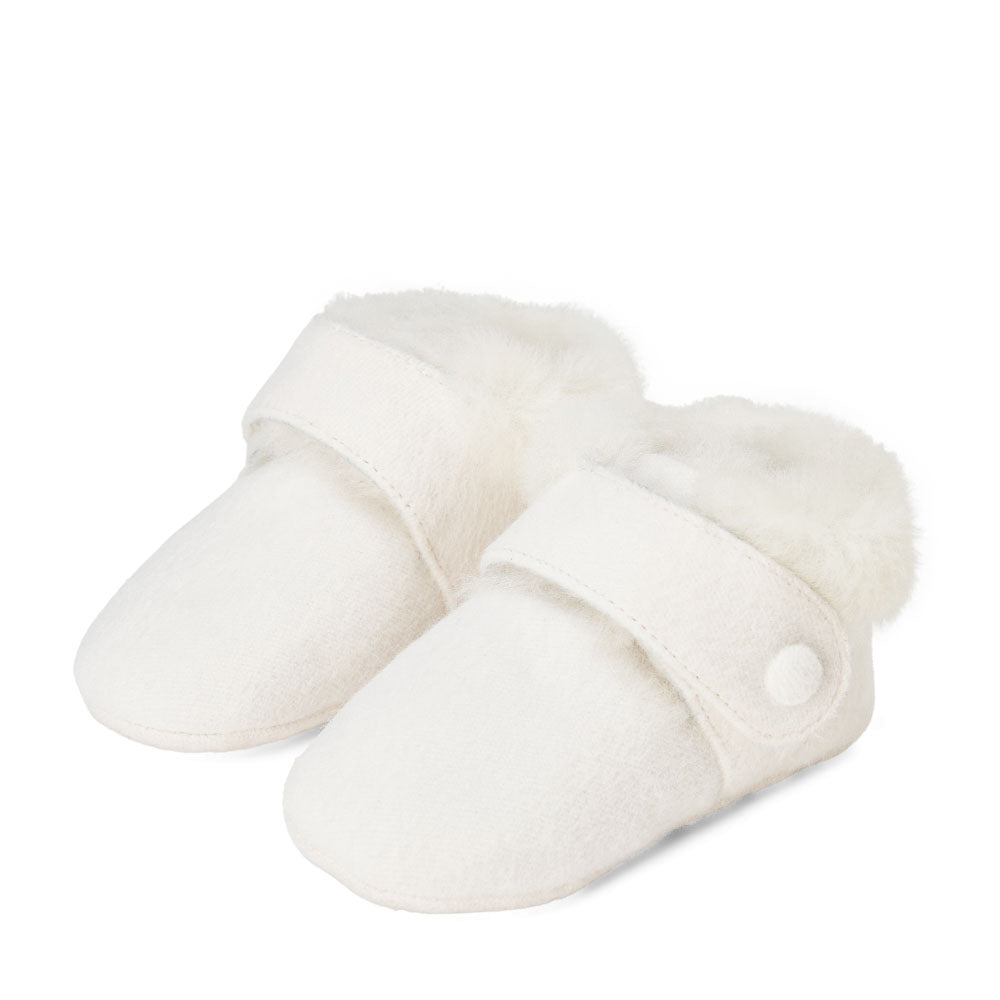 MiniMuni Wool White Pre Walkers by Age of Innocence