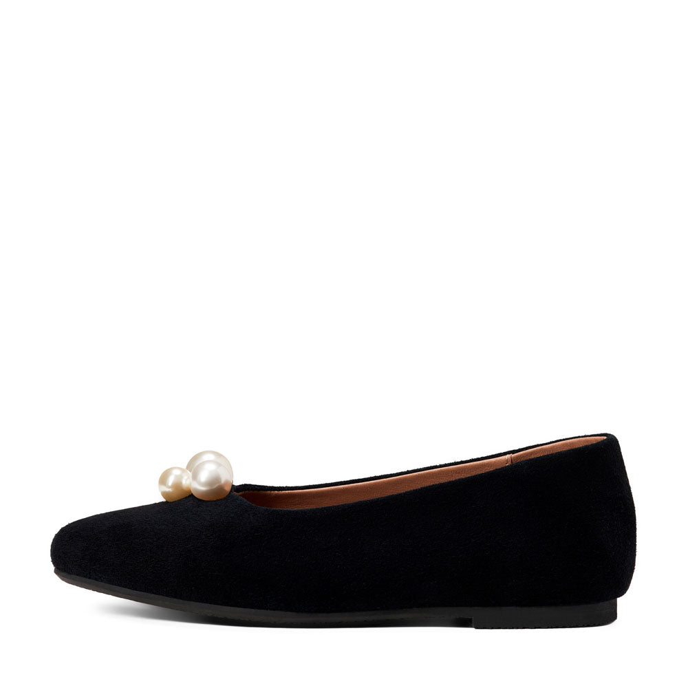 Tessa Black Shoes by Age of Innocence